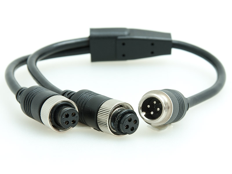 Cable adaptateur 4 pins femelle ANTARION - fiche adaptateur pour caméra de  recul camping-car - H2R Equipements.